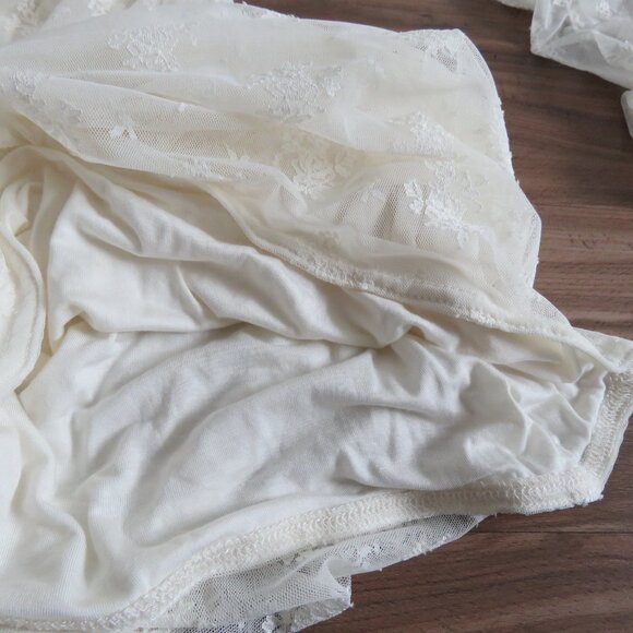 BHLDN Bailee White Lace Ruched Stretch Bodycon Dress Romantic Wedding Size S - Picture 16 of 16